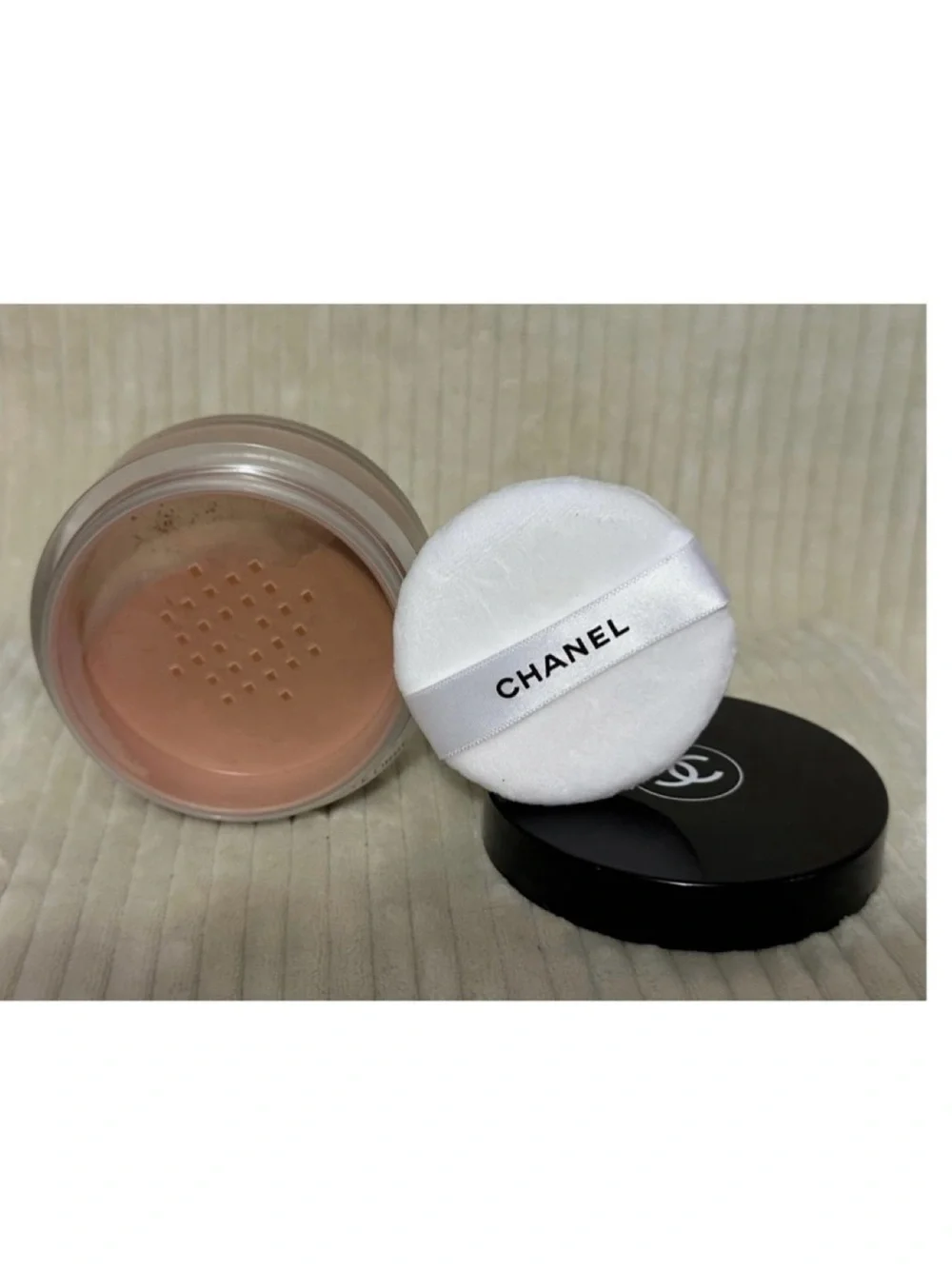 CHANEL Poudre Universelle Libre Natural Finish Loose Powder - 70 (Peachy Nude)